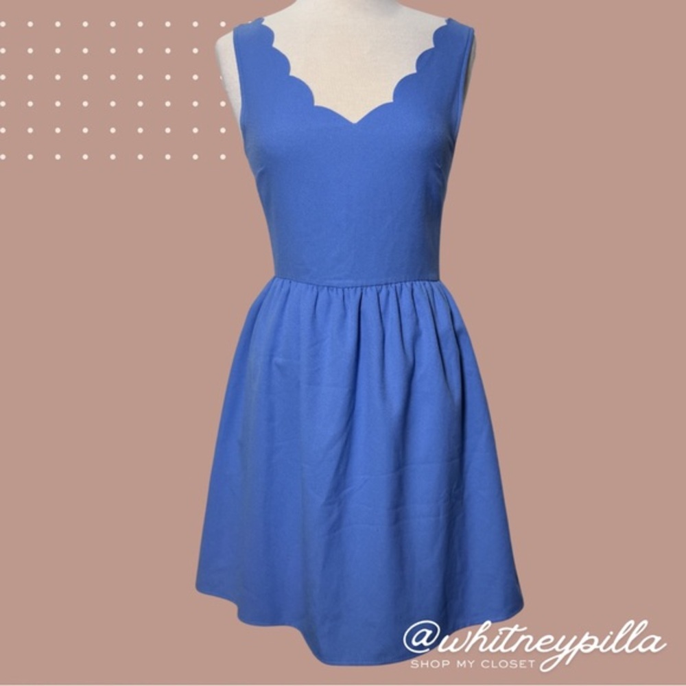 Everly A-Line Above the Knee Dress Scalloped neckline Periwinkle Blue Medium